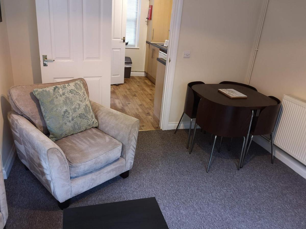 Coastal Escape Deal - 2 Bedroom House -Short Lets & Serviced Accommodation מראה חיצוני תמונה